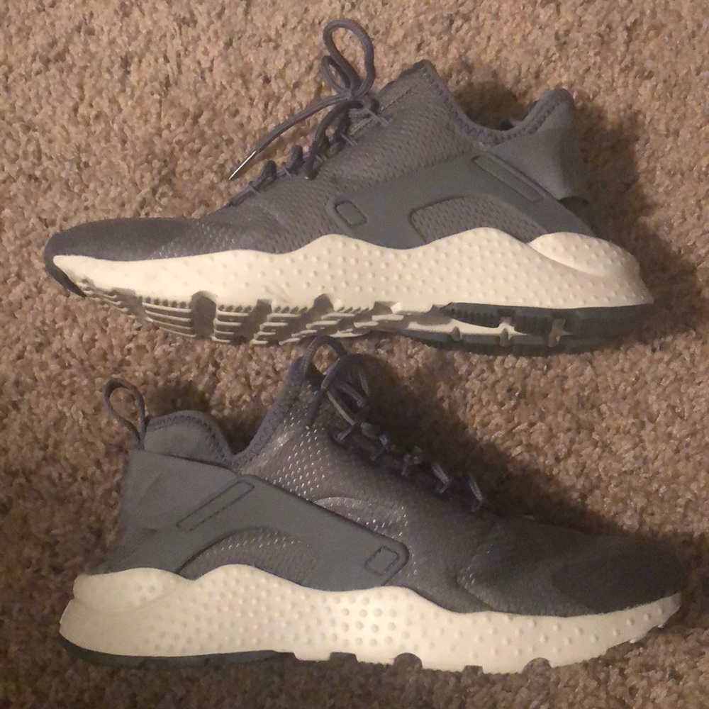 Gray Nike Huaraches